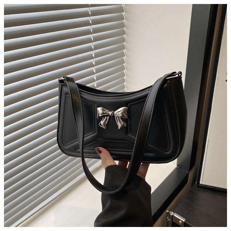 22 Spring New Textured Bow Tide Indentation Fresh Stylish Simple Underarm Shoulder Bag
