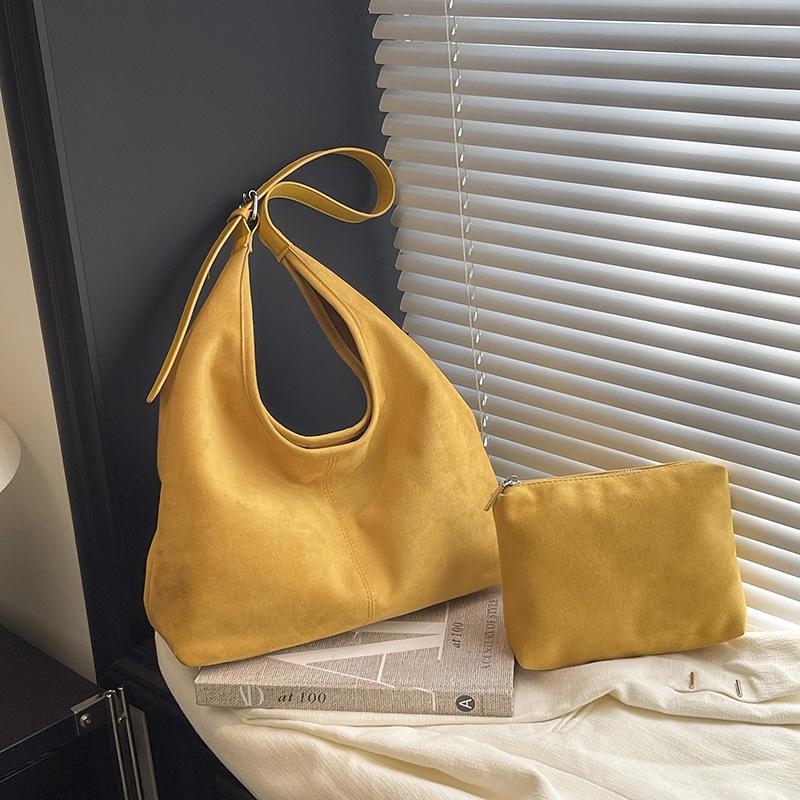 

Сумка большой вместимости женская новая осенне-зимняя повседневная на плечо подмышку высококлассная для поездок на работу жёлтый