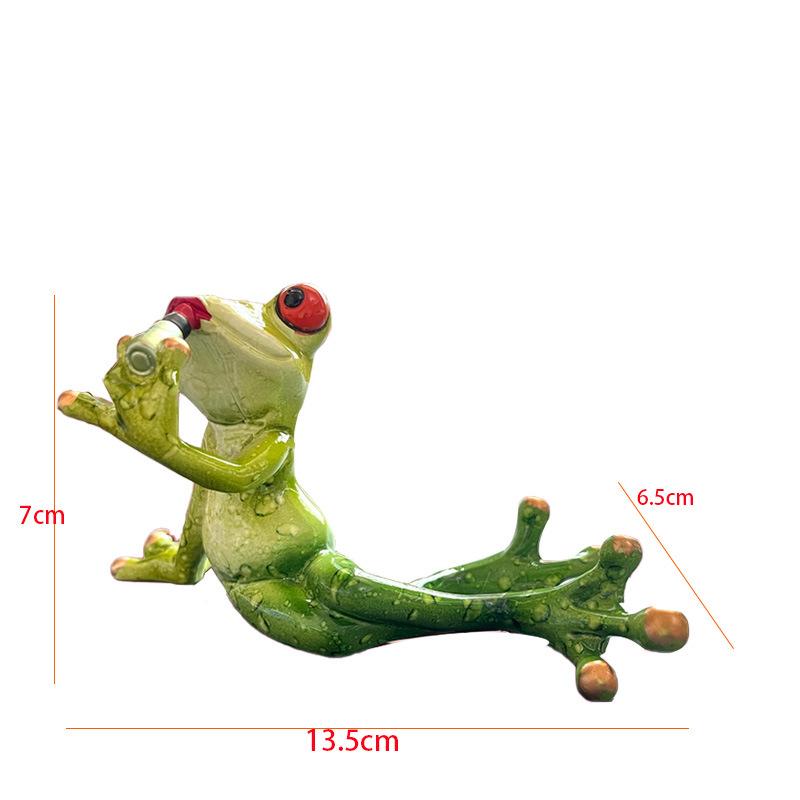 Enchanting Frog Lady Figurine Frogs with Lipstick Applied Sculptures Home Desktop Dresser Decoration Animal Statue Gifts Couples