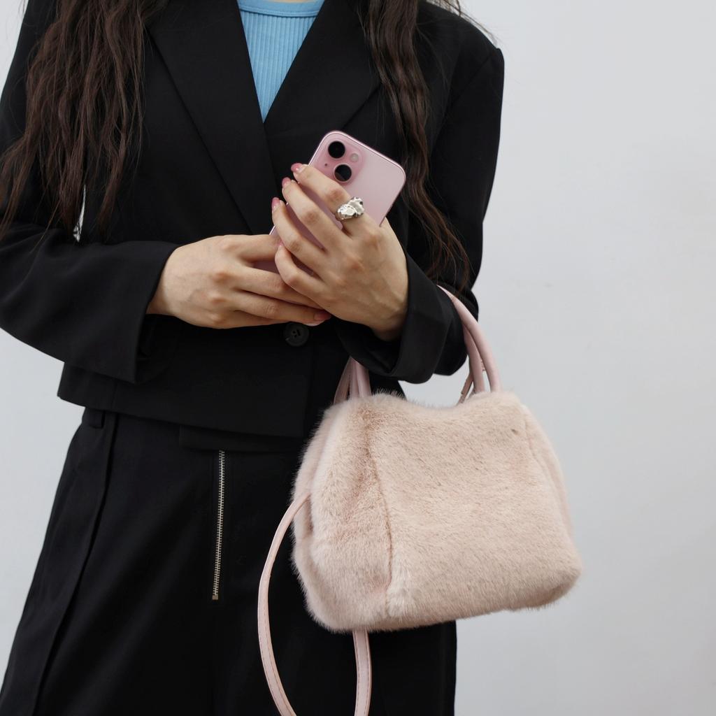 Soft Plush Women's Handle Shoulder Bags Simple Classic Faux Fur Female Purse Crossbody Bag Fall Winter Luxury Furry Handbags