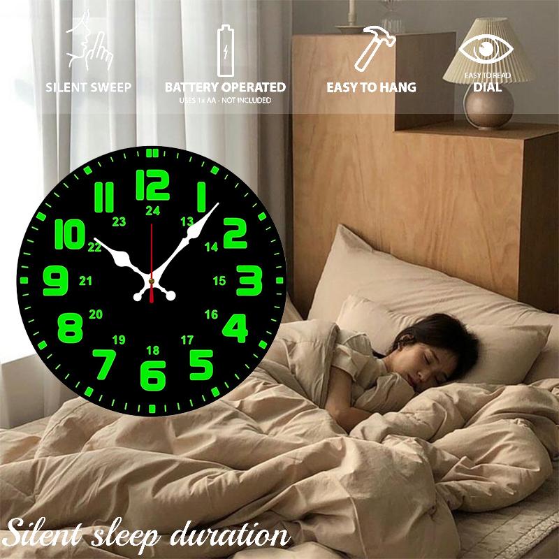 Green Numbers Wooden Round Silent Hanging Wall Clock, Suitable For Living Room, Office, Study Room, Bedroom, Home Decoration