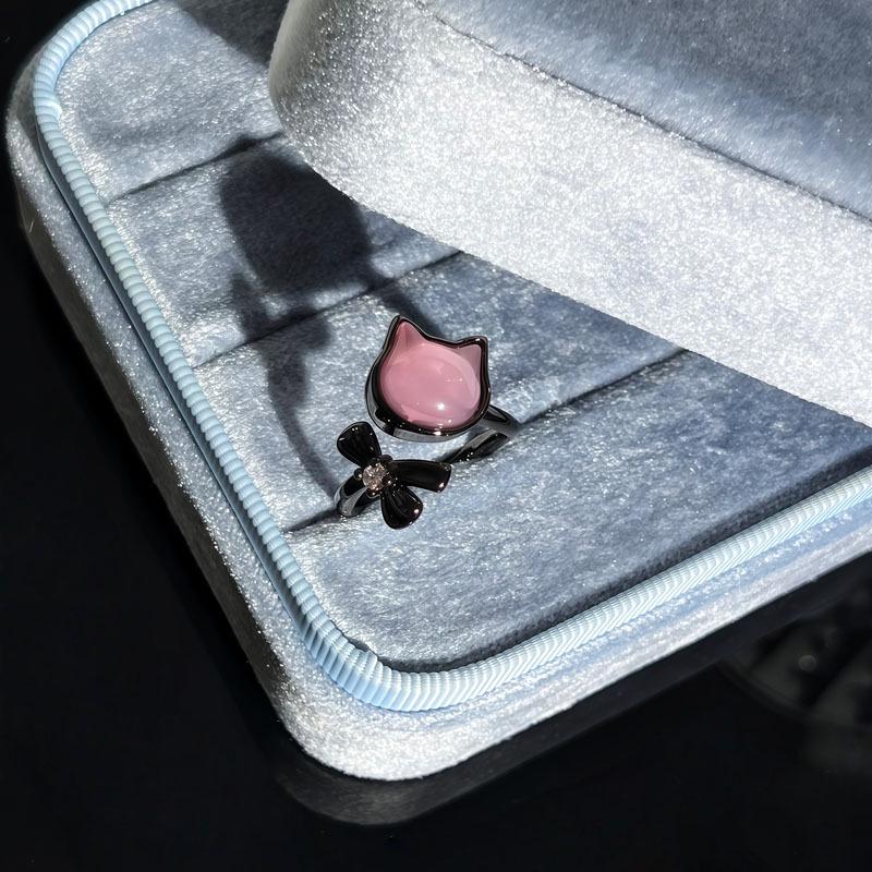 Exquisite Y2K Pink Cat Eye Stone Ring: Stylish, Sweet, and Fashionable Finger Accessory for Women
