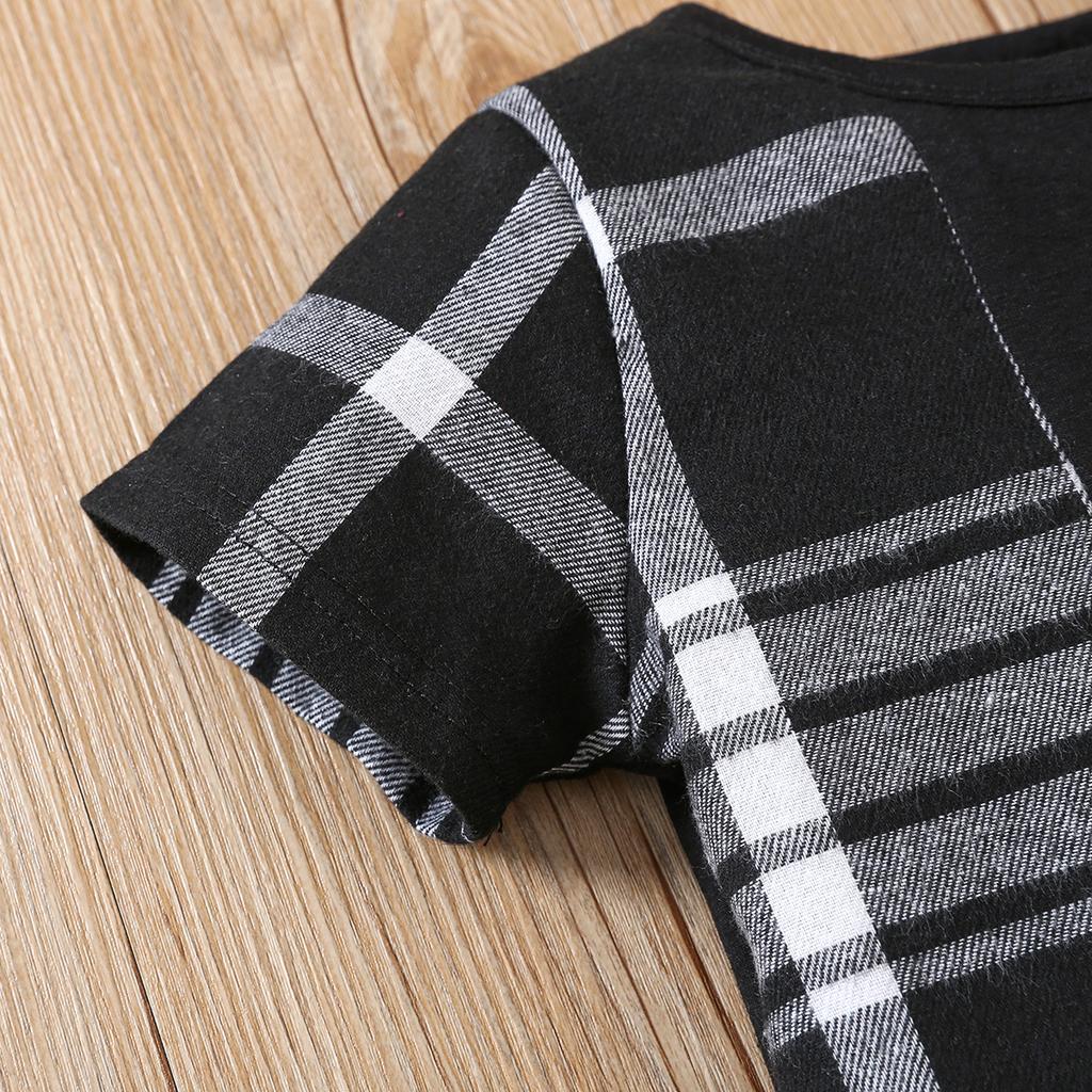 Boys Summer Outfit Letter Print Plaid Patch Round Neck T Shirt Shorts Two Piece Set Casual Style