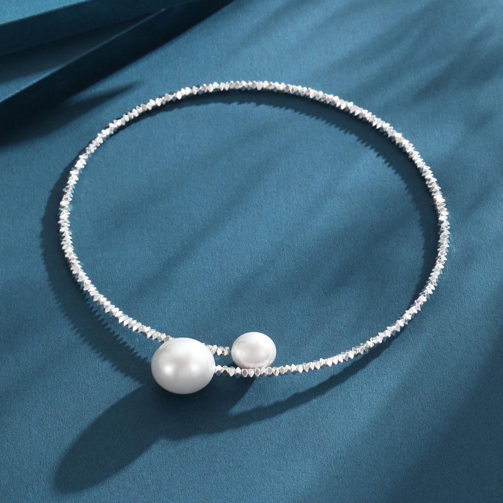 2024 Sexy Muse Pearl Open Collar Personality Necklace Female Choker Exaggerated Collarbone Chain
