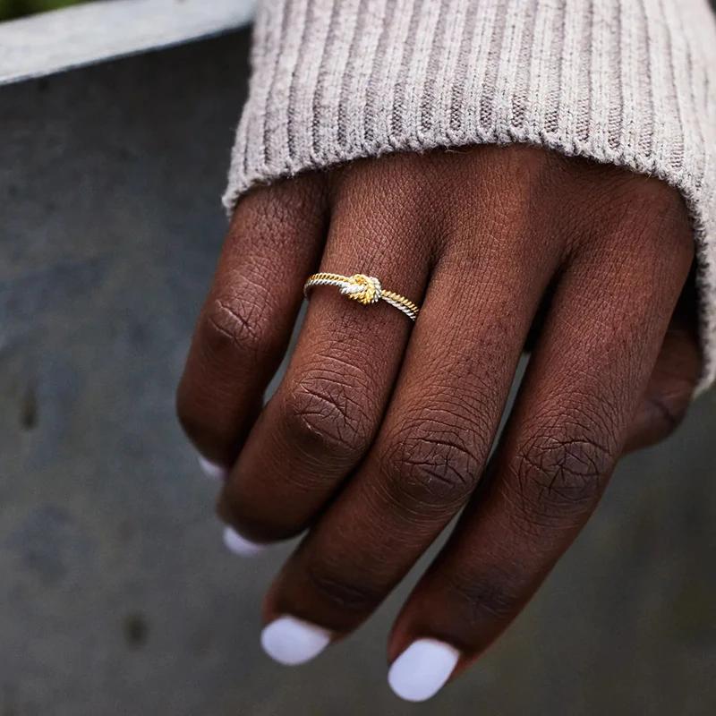 CAOSHI Fashion Knot Finger Ring Lady Chic Two Tone Style Jewelry Low-key Trendy Female Versatile Accessories for Daily Wear