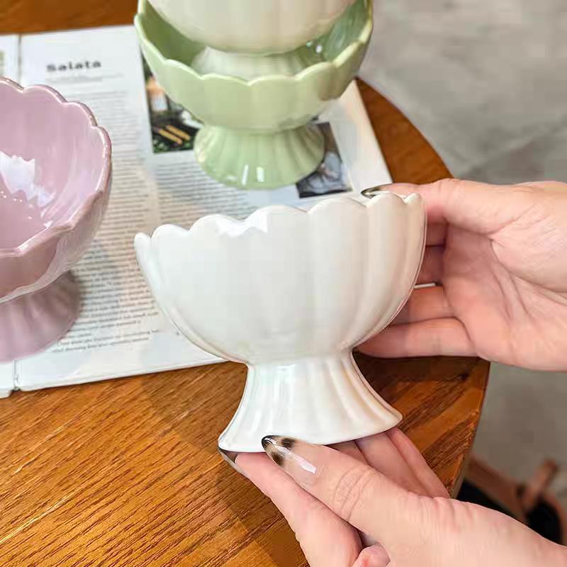 Ceramic Scalloped High Foot Bowl, Ice Cream Dessert Cup for Restaurant Hotel, Bird‘s Nest Sweet Soup Bowl