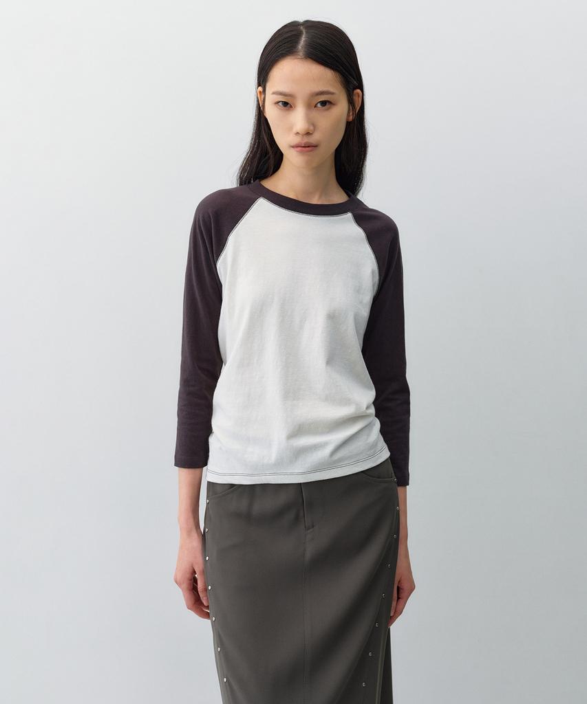 INSILENCE WOMEN Twist Raglan T-Shirt Vintage Ivory
