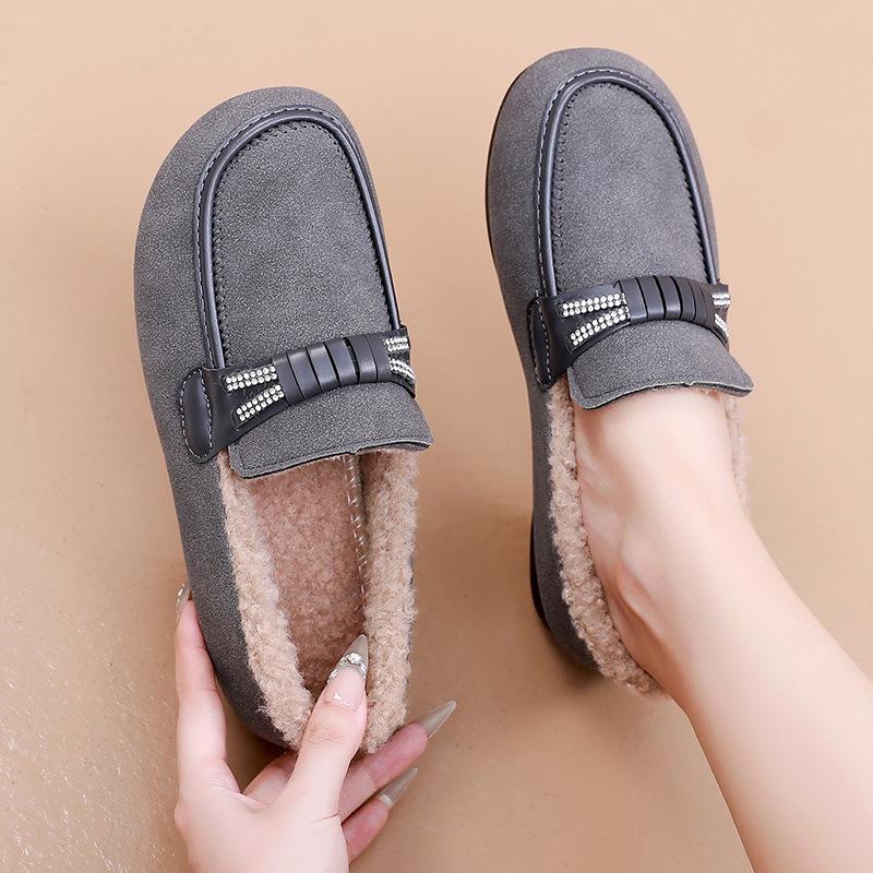 Winter Women's Thick Casual Warm Mom Shoes with Flat Bottom Anti Slip Simple Comfortable Versatile Daily Cotton Shoes