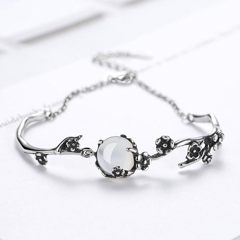 Women's Infinity Heart Clover Plum Blossom Sliding Bracelet - Fashionable Jewelry Gift for Girls Ladies