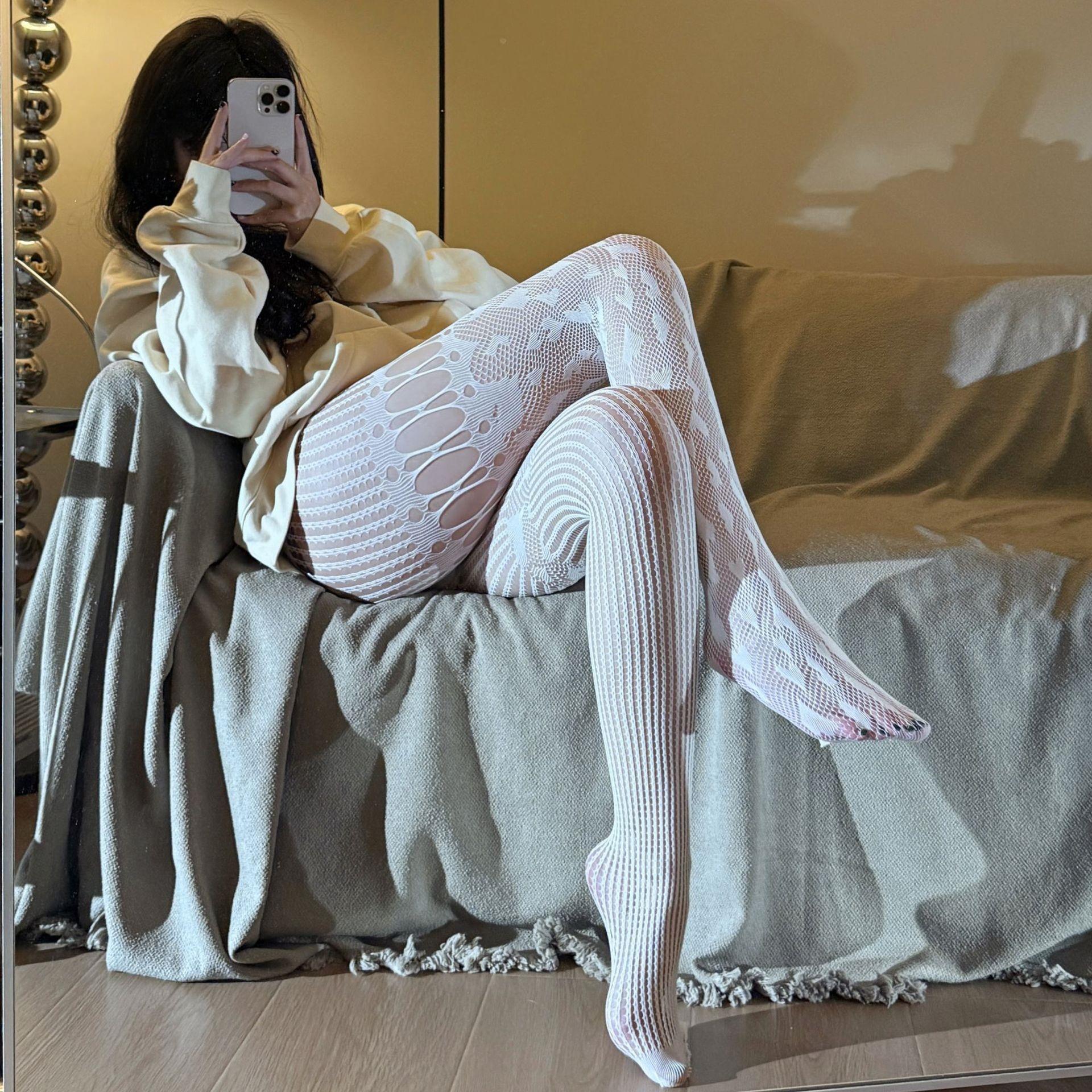 Черные Сексуальные Девушки Сетчатые Чулки Кружевные Чулки Жаккардовое Кружево Полые Готические Панк Лолита Колготки Эластичные Чулки белый