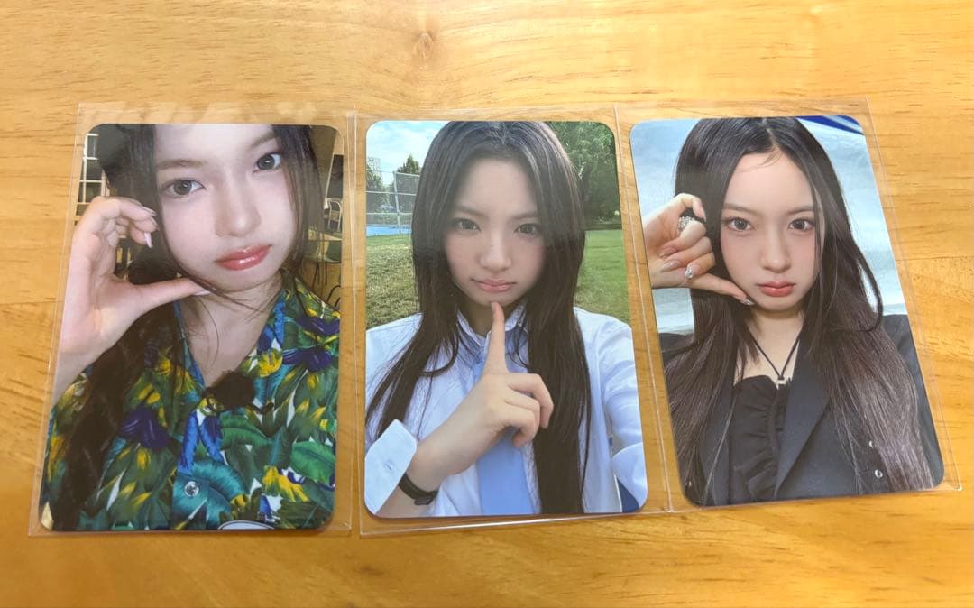 

[USED] KiiiKiii DANCING ALONE Kiya Application Bonus Trading Cards (3 types)