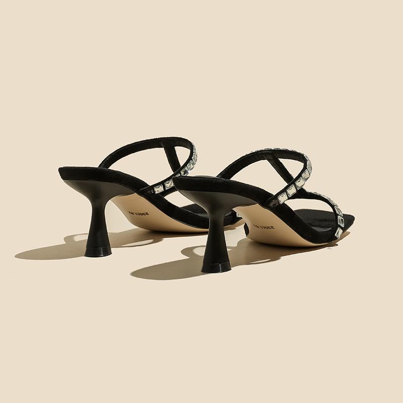 Fashion T-strap Rhinestone Sandalias High Heels Slippers Women Strange Heeled Crystal Party Shoes Narrow Band Outdoor Slides for Woman