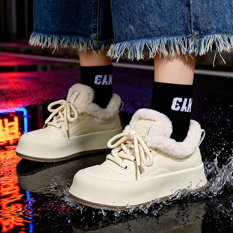 Niche Thick-soled Leather-faced Cotton Shoes for Women's 2025 Winter New Ins Trendy Velvet Warm and Versatile Casual Fluffy Board Shoes