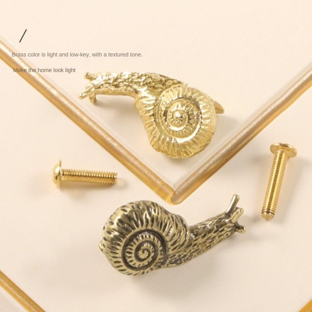 Luxury Cabinet Door Knobs Gold Color Wardrobe Drawer Pulls Creative Snail Brass Handle Window