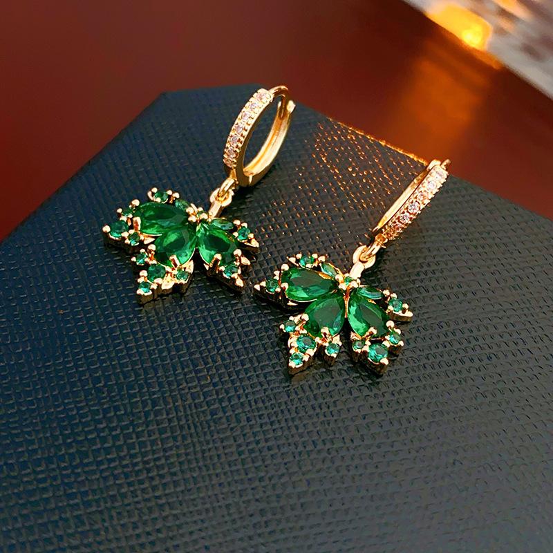 

Циркон Червоний Кленовий Листок Вушна Пряжка Особисті Сережки для Жінок Легка Розкіш Сережки-Підвіски Високоякісний Циркон Жіночий Опт