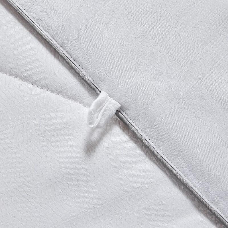 Beyond Home Textile Ya Xin Four-Season Polyester Fiber Quilt