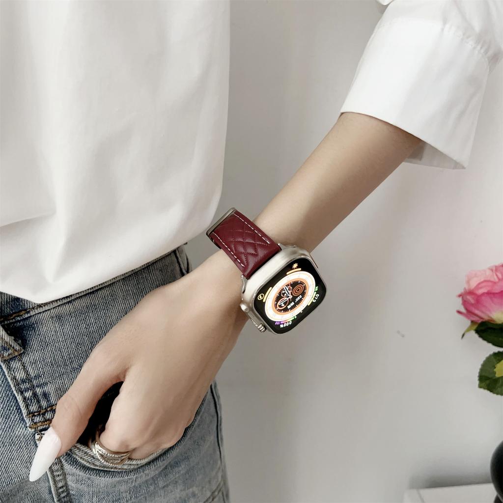 Watch Band For Apple Watch Series 10 Ultra 9 8 7 SE 6 5 4 3 2 1 46mm 49mm 45mm 44mm 42mm Magnetic Starlight Buckle Leather Strap