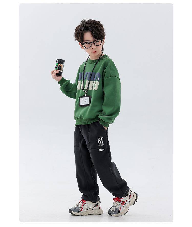 Boys' Plush Fleece Sweatpants - 2025 Autumn/Winter Collection: Thick, One-Piece, Loose Fit for Older Kids
