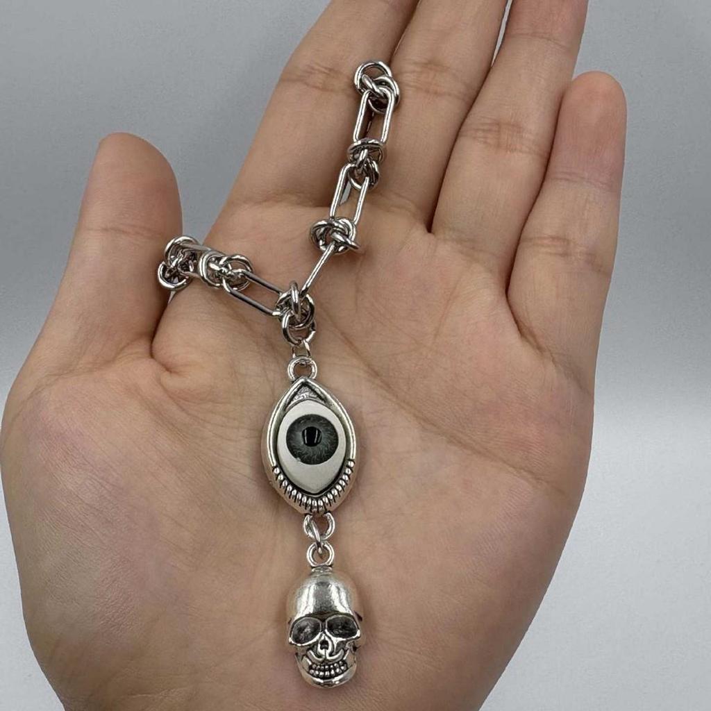 Gothic Devil's Eye Skull Pendant Necklace – Trendy Unisex Jewelry