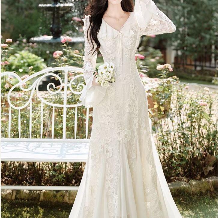Women's V-Neck Lace Embroidered Mermaid Dress with Long Sleeves - French Gentle Style for Autumn