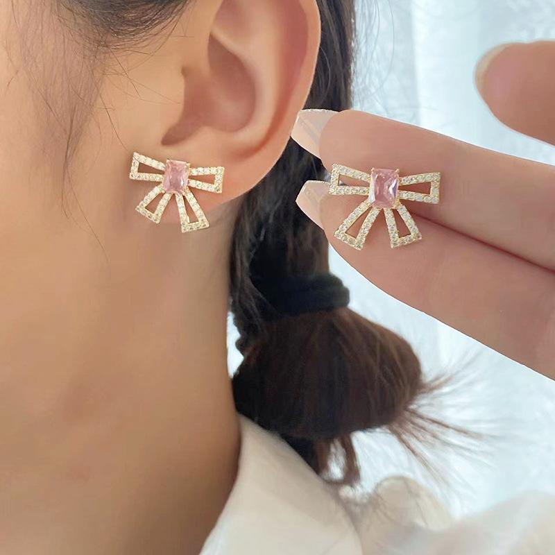 

Европейские и американские серьги атмосферные ретро серьги объемные серьги-бантики