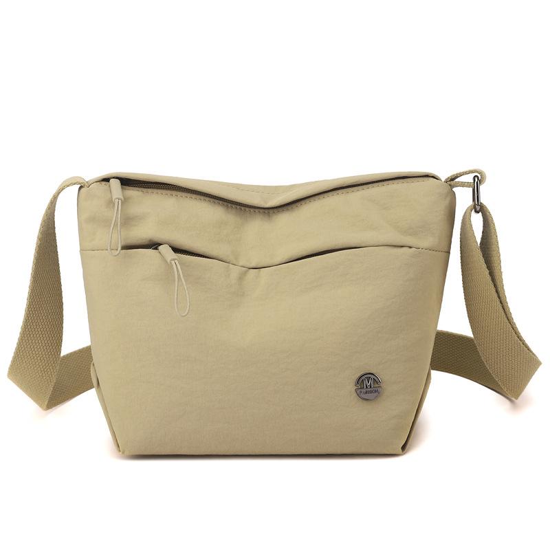 Women's Casual Fashion Shoulder Bag Outdoor Travel Mobile Phone Bag Simple Versatile Messenger Bag Lightweight Nylon Bag