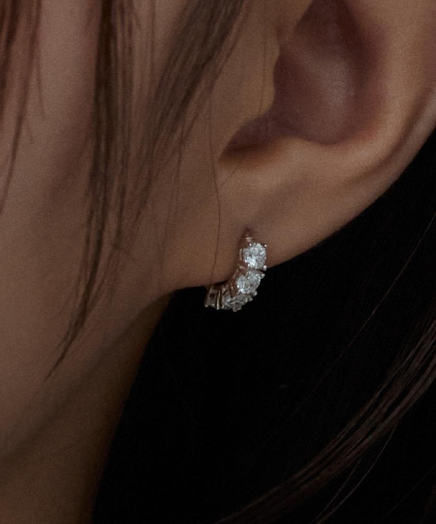 Baradu 925 Prong White Hoop Earrings