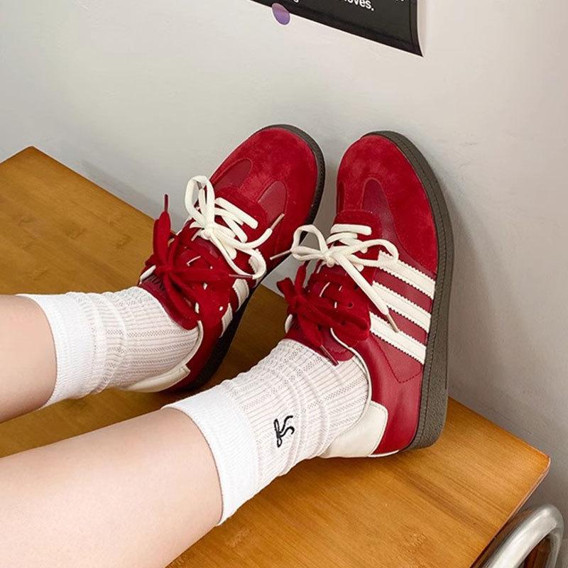 Flat-bottomed Sports Board Shoes Versatile Casual Forrest Gump Shoes Women's 2025 New Korean Version Hong Kong Style Retro Design German Training Shoe