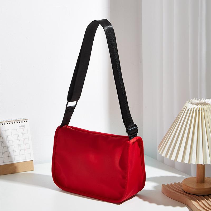 Niche design new women's bag simple sports style shoulder bag solid color Oxford cloth small square bag trendy messenger bag