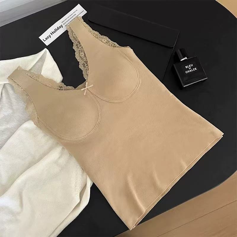 Spring and Summer New Thermal Vest, Velvet with Its Own Chest Pad, Lace Edge Inside, Low-necked Bottoming Shirt Can Be Worn Outside