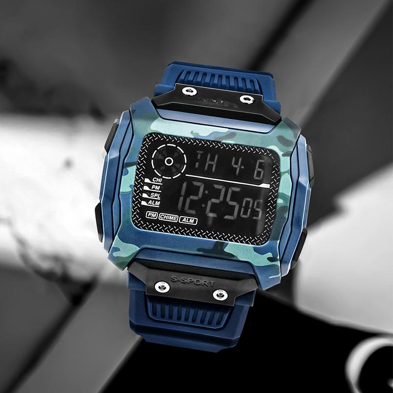 Men's Electronic Watch Square Outdoor Camo Military Sports Watch Technology Advanced Men's Watch Student Electronic Watch
