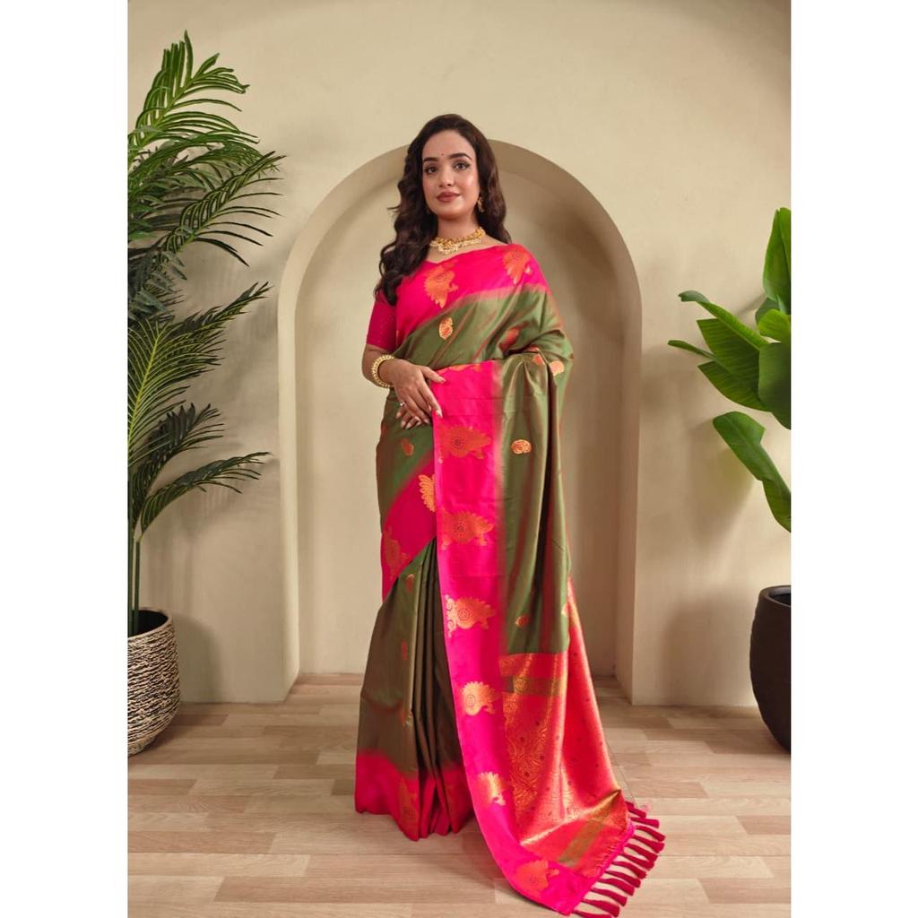 Neueste neue Hochzeits-Saree