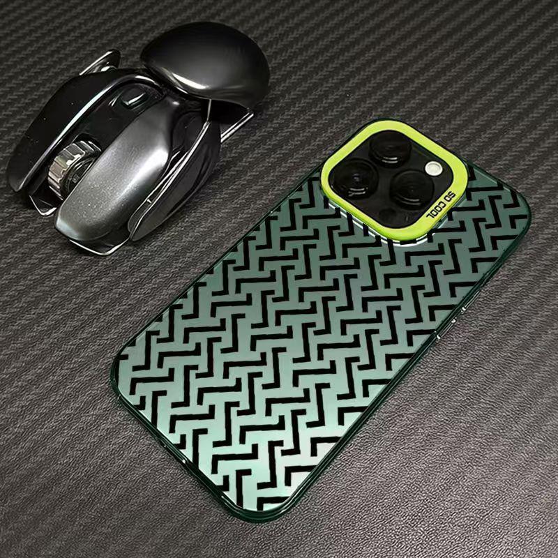 Customized Silver Shell Phone Case for Apple 17/16/15 Pro & 14 Pro Max/13/12