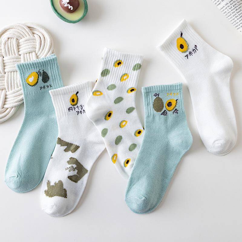 5 Çift Kadın Meyve Baskılı Çorap Seti Sevimli Günlük Kore Modası Kawaii Japon Stili Balkabağı Çilek Muz Şeftali Avokado Çoraplar
