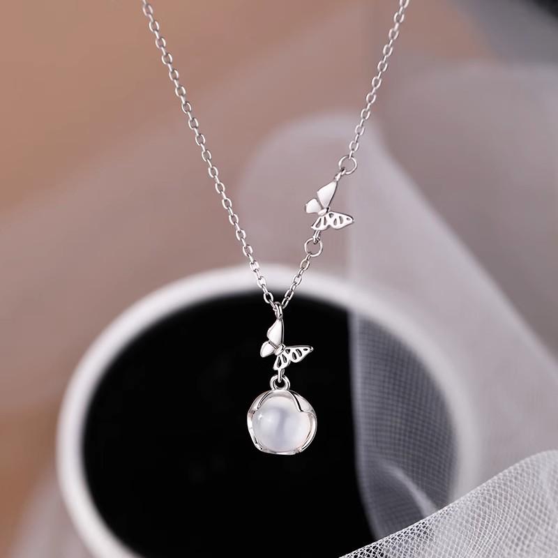 

Xiangnan 999 Sterling Silver Butterfly Necklace - 2026 New Luxury Women s Clavicle Chain with High-End Niche Design