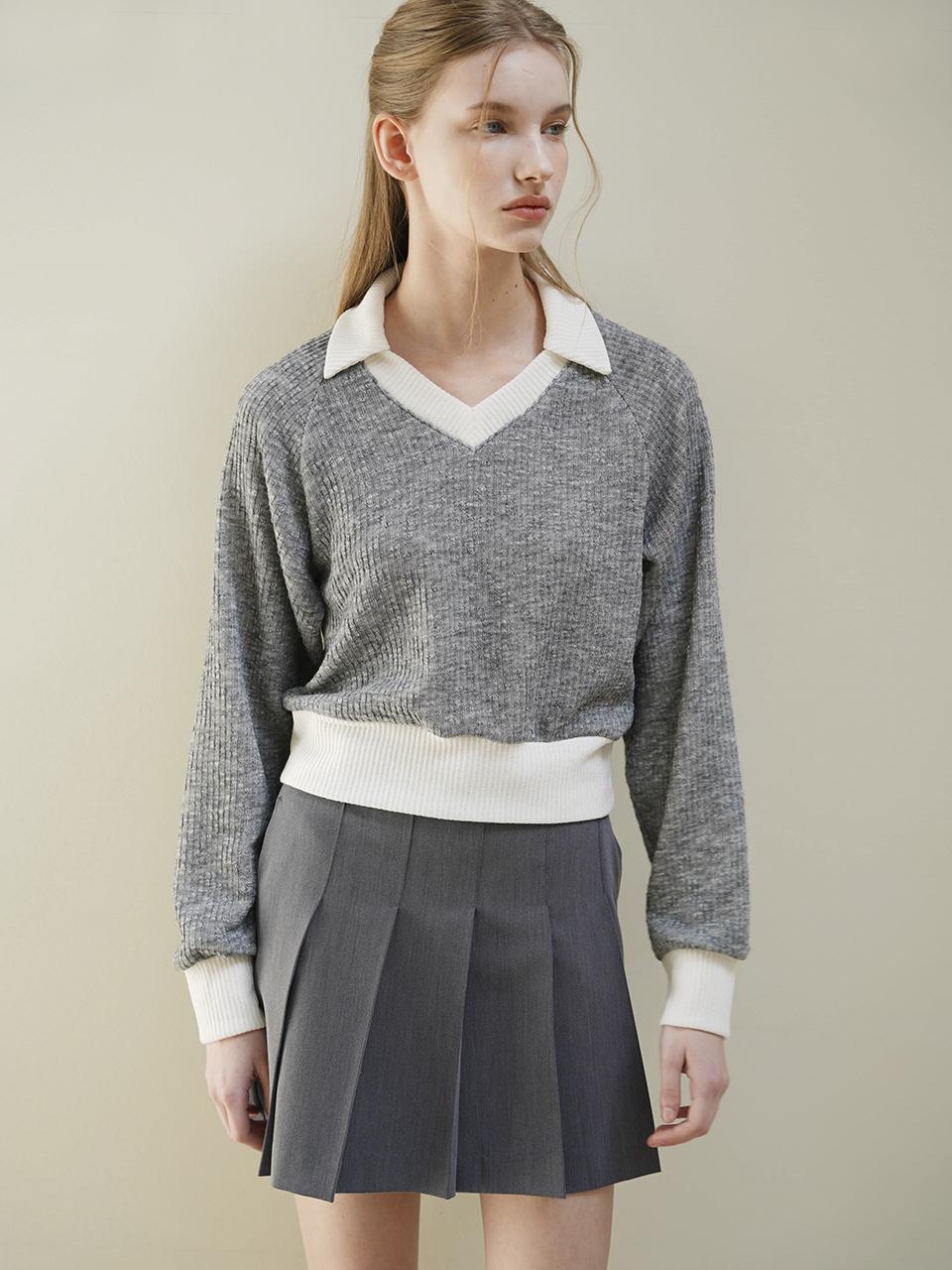 Raye Daisy Coloring Collar V Neck Knit (Grey)