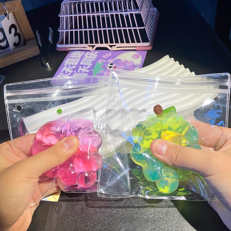 1Pcs Squeeze Stress Relief Hand Toys Fruit Grapes Toy Anti-Anxiety Fruit Stretchy Slow Rising Sensory Props