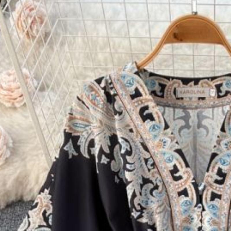 Court Style Retro Printing One Piece Dress Women V-neck Elegant Short Party Dresses Female French Belt High Waist Chic Dress Vacation