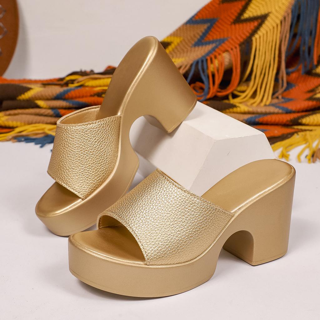 22 summer new sandals European and American thick heel large size slippers high heel one word cool slippers