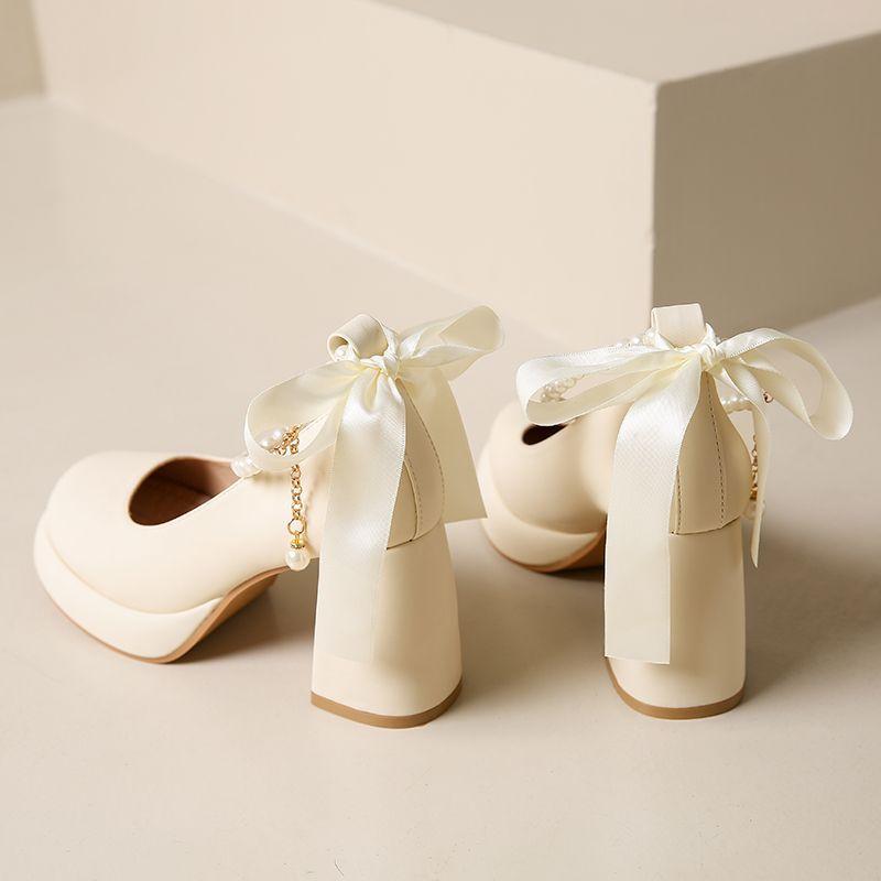 

Женские туфли-лодочки на высоком каблуке, весна-лето 2025, новые водонепроницаемые туфли на платформе, на маленьком толстом каблуке, с жемчугом, туфли Мэри Джейн, артефакт для свадебного платья 40 бежевый