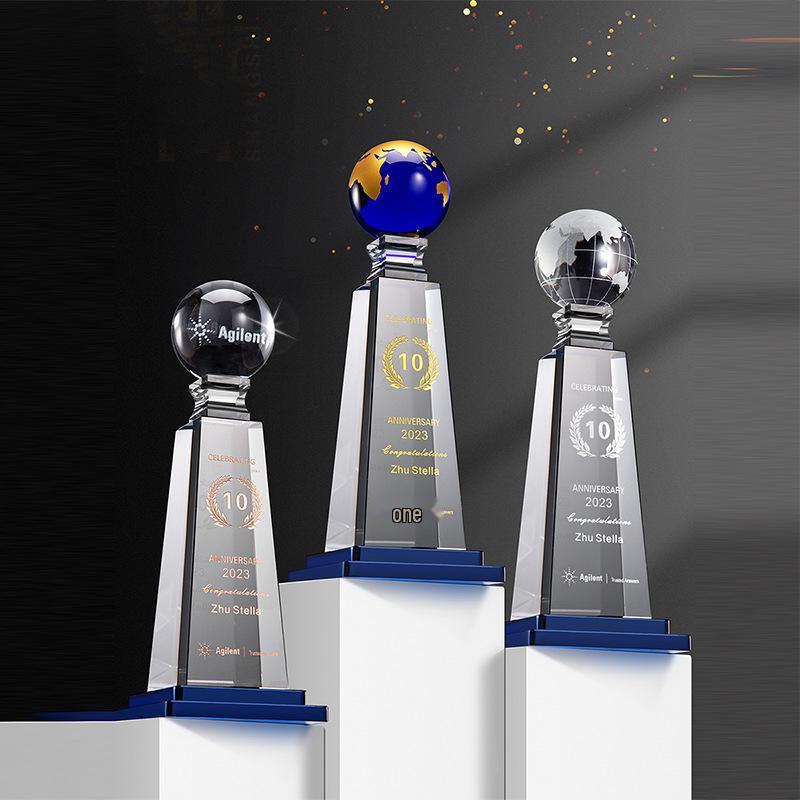 2025 High-End Custom Crystal Trophy for Annual Corporate Event Commemoration