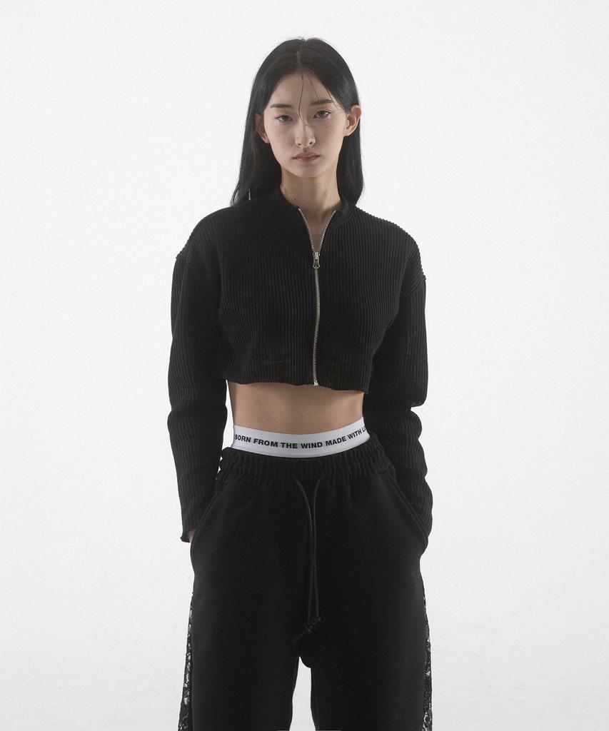 Paensyo Crop Knit Zip Up - Black