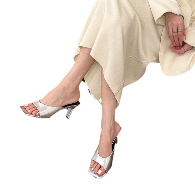 French Retro Beige Square Head High-heeled Versatile Cool Slippers Women's Summer 2025 New Thin-heeled Women's Cool Slippers