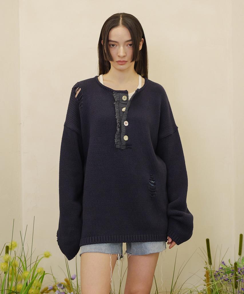 BEYOND CLOSET [Collection Line] Archive Heavyweight Cotton Damaged Detail Henley Neck Knit Navy