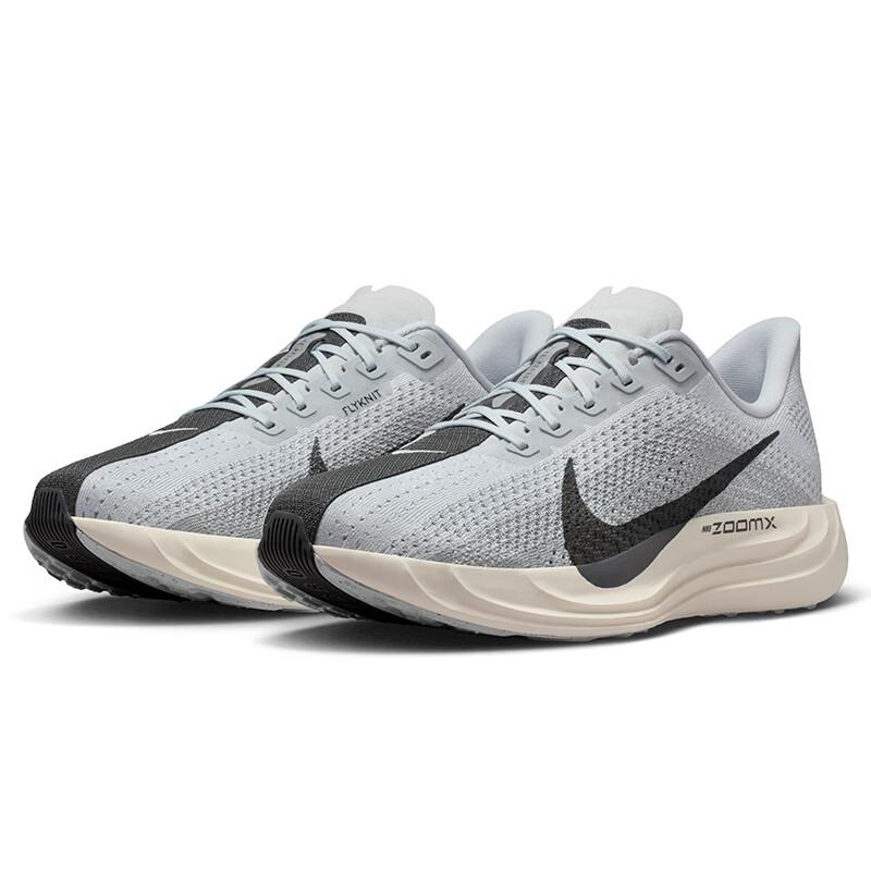 NIKE Men`s Pegasus Plus Shock Absorption