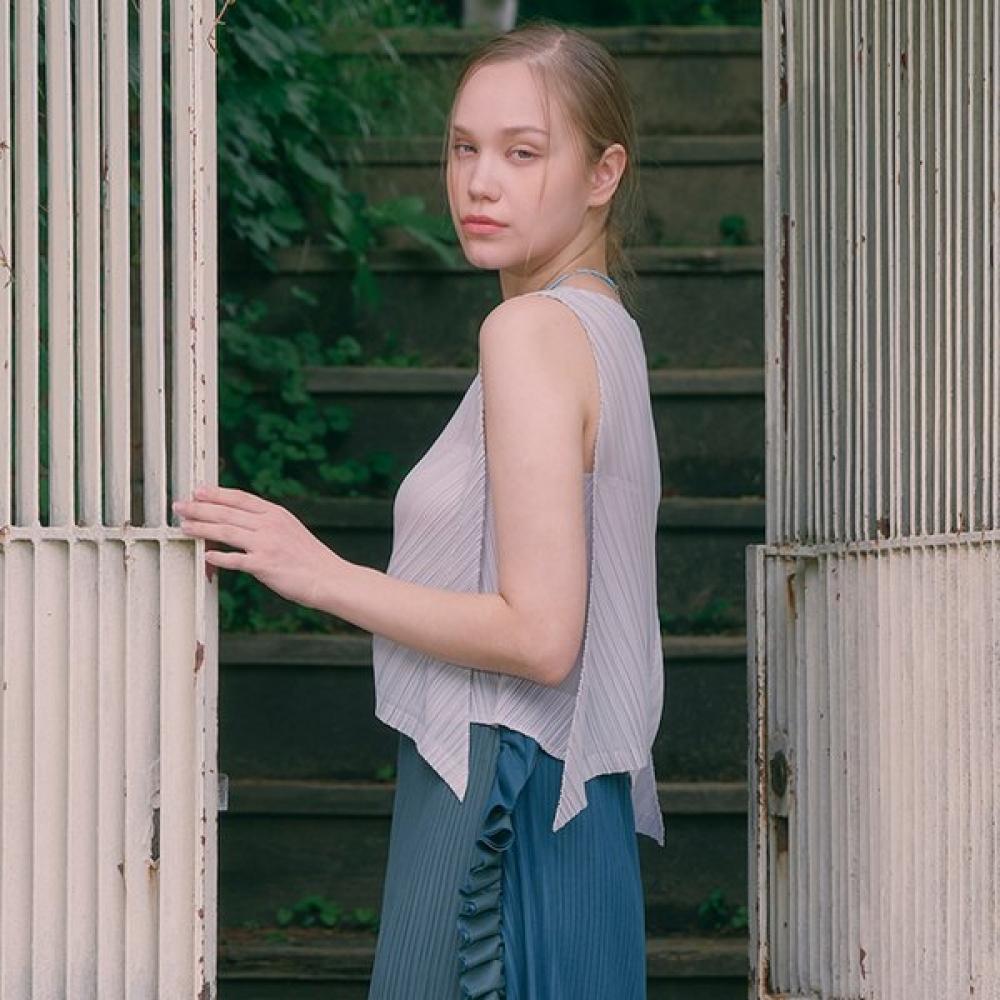 Fine Pleats Fairy Top Light Gray FREE