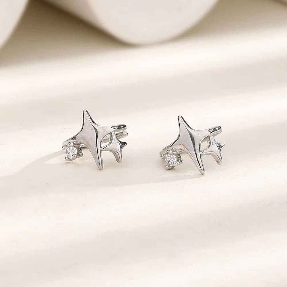 1 Stück Süße Trendige Silberfarbene Edelstahl Zirkon Stern Clip-Ohrringe für Damen Charm Ohr-Manschette Fake Piercing Korea Schmuck Geschenk