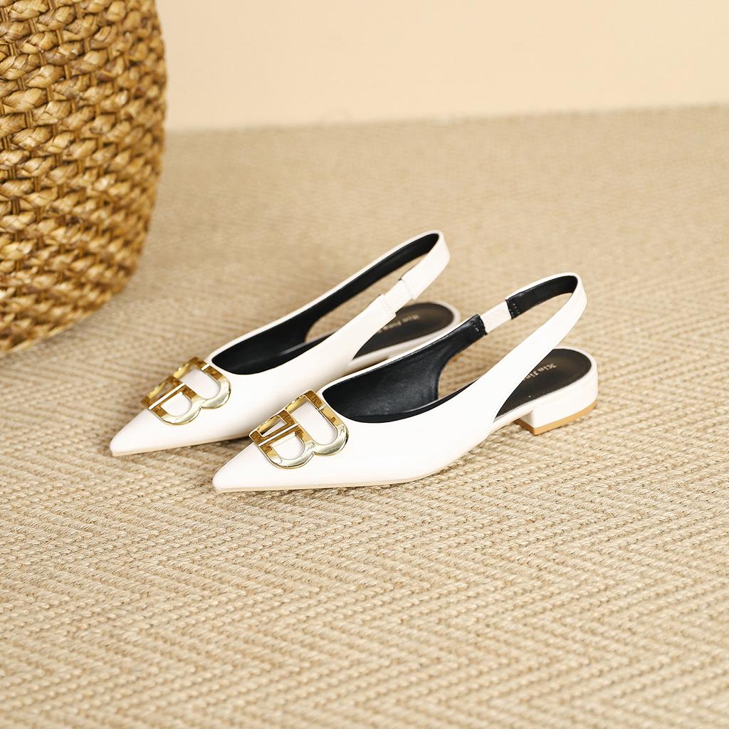 238-2 Xiaoxiangfeng pointed flat-soled single shoes 2025 new French shallow mouth metal buckle low-heeled plaid single shoes women