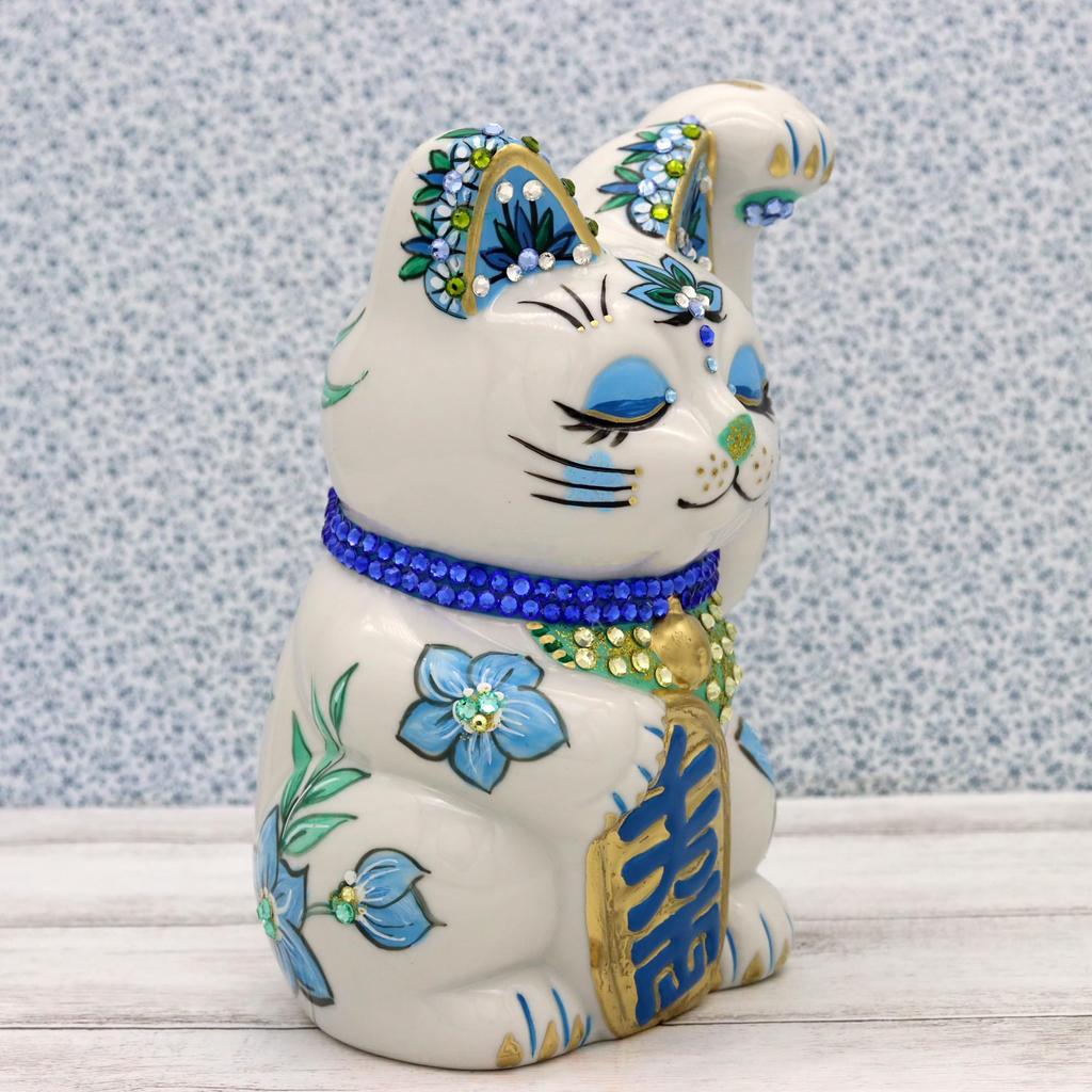 Craftsman House Lucky Charm Gorgeous Seto Ware by a Painter Handmade Made in Japan Maneki-neko (Blue) Hand-Painted