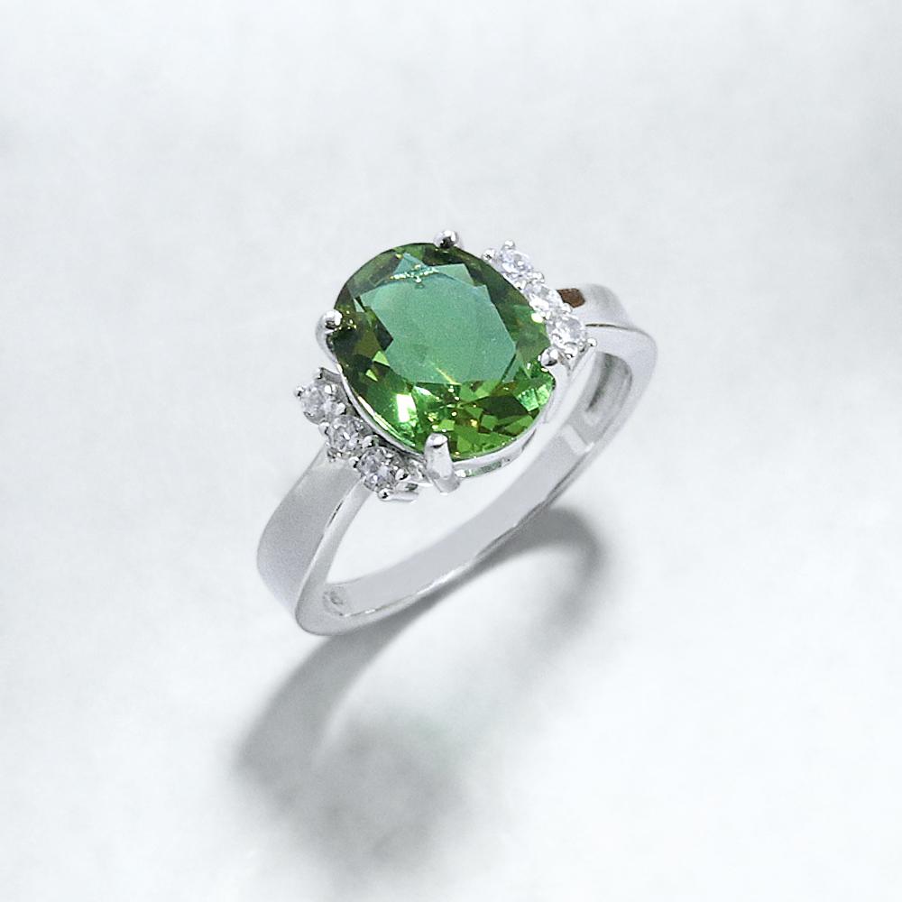 Simple design 925 Sterling silver ring synthetic color change zultanite oval 9*11 elegant fashion birthday gift for women